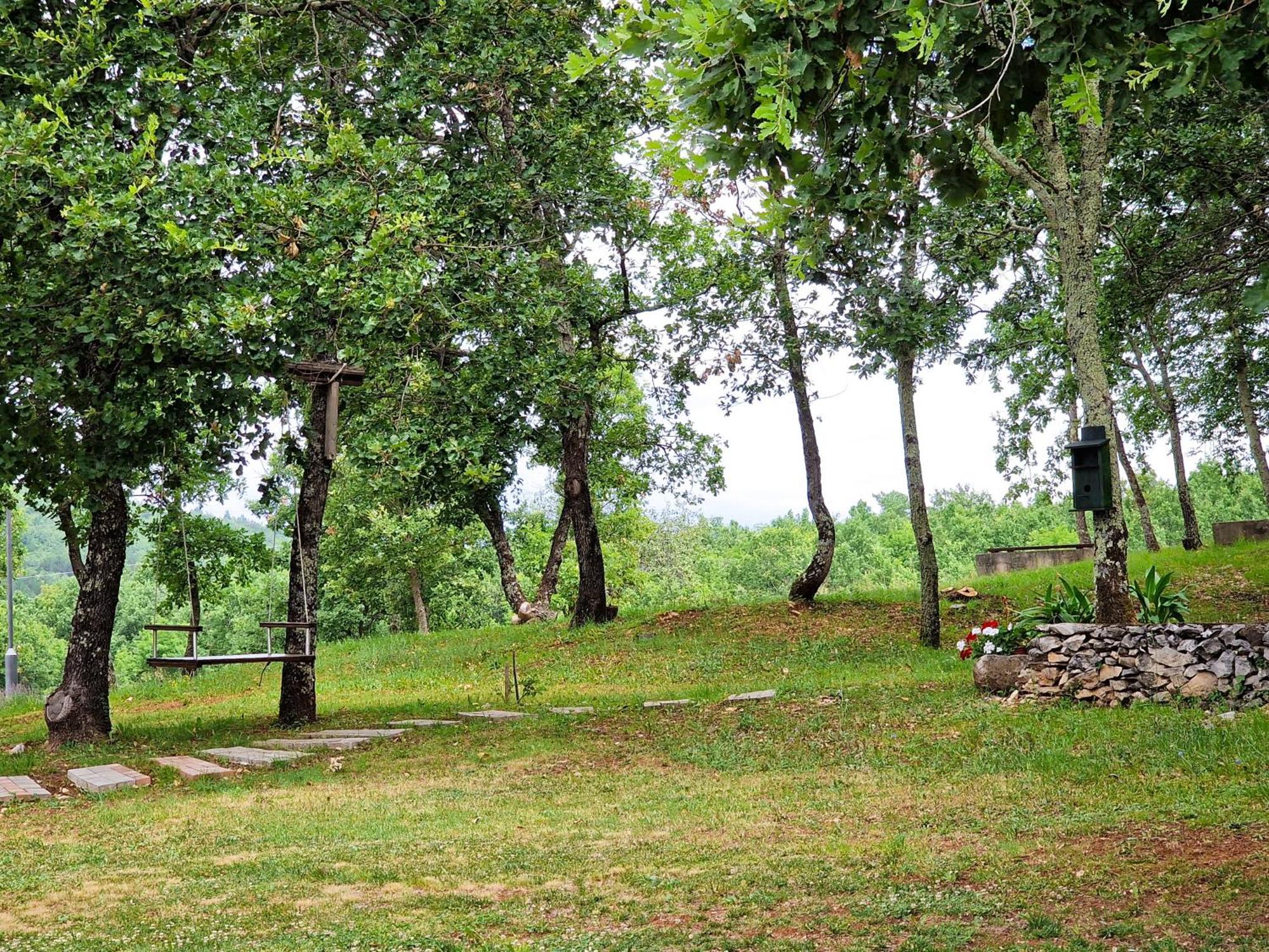 Bed and Breakfast Stancija Ruseti à Oprtalj Extérieur photo